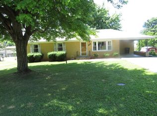 509 Henderson Dr, Hopkinsville, KY 42240