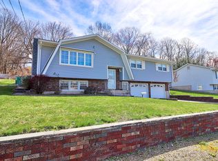 106 Arline Dr, Waterbury, CT 06705