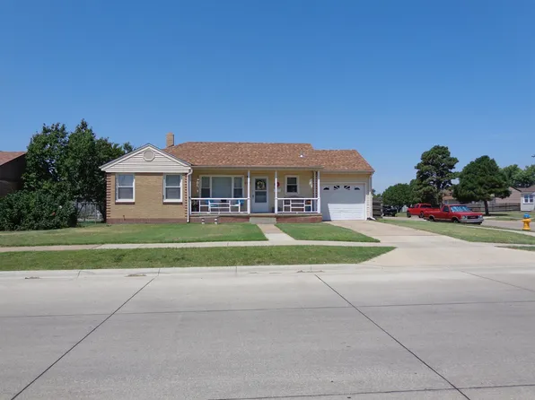 2107 Allen St, Hays, KS 67601