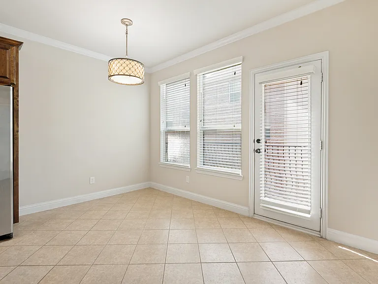 2500 Rockbrook Dr #82 — Photo 17