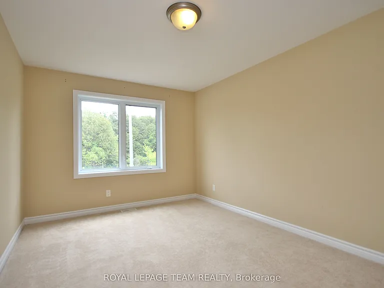 593 Clearbrook Dr — Photo 18