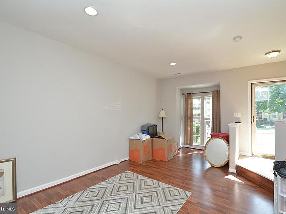 4th image of 15612 Three Otters Pl