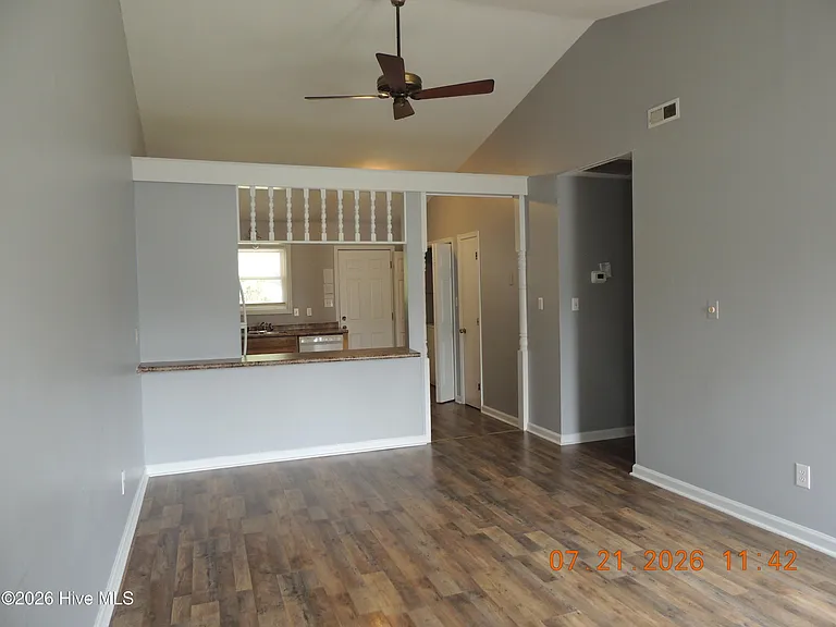 125 Pine Crest Dr — Photo 8