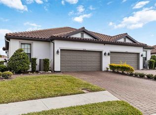 10934 Wendover Dr, Palmetto, FL 34221