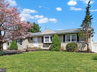 2721 Chapel Rd, Lancaster, PA 17603