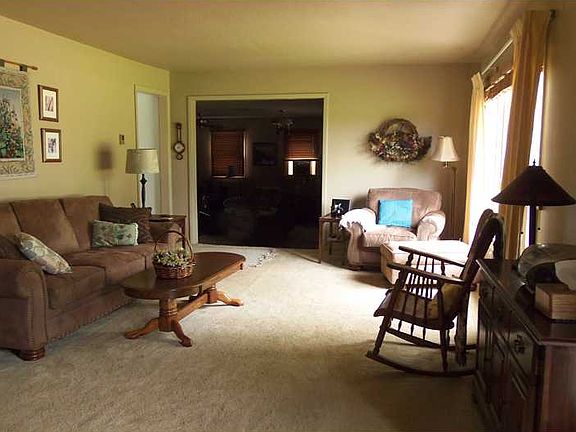 3rd image of 4191 E County Road 650 S
