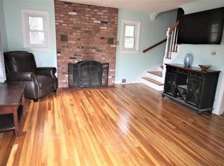 545 Amherst Rd, Granby, MA 01033