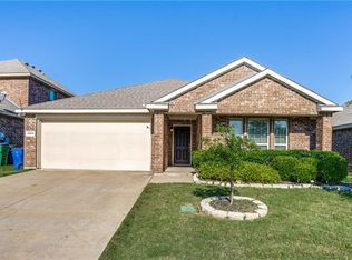 1008 Meadow Green Ct, Princeton, TX 75407