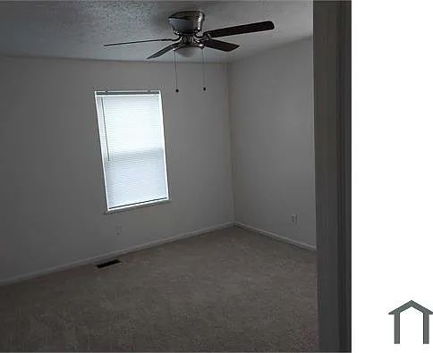 10724 Hathaway Ave — Photo 6