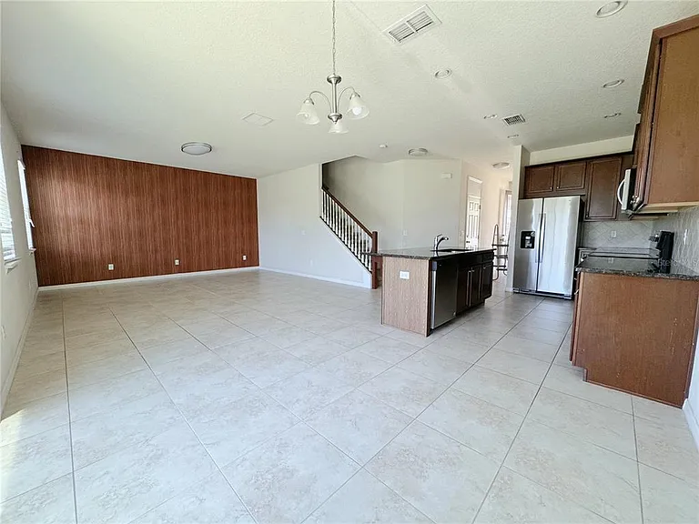 2428 Chateau Loop — Photo 13