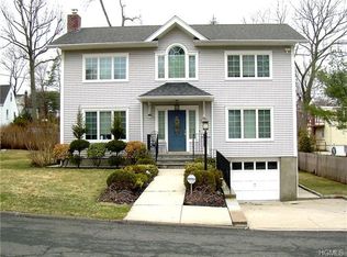 24 Jennings Rd, White Plains, NY 10605
