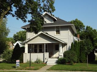 505 E Chamberlin St, Dixon, IL 61021