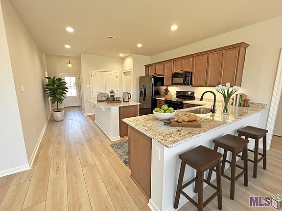 5th image of 48222 Grassland St