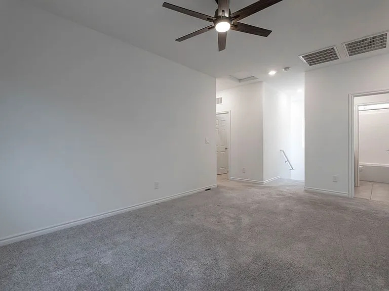 7126 Calvert Cliffs St — Photo 18