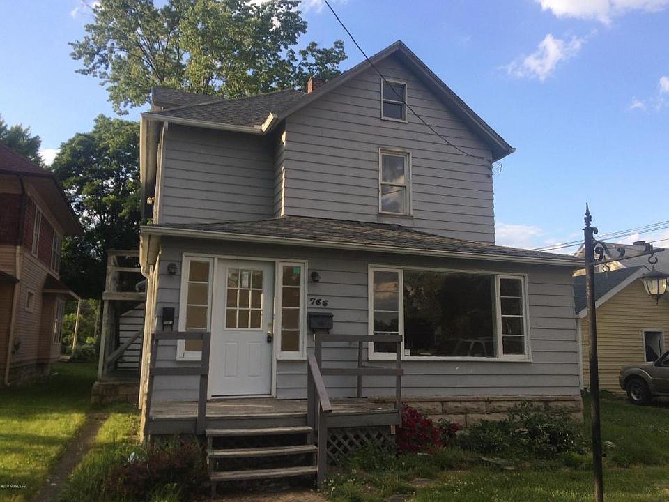 1st image of 766 Mount Vernon Ave