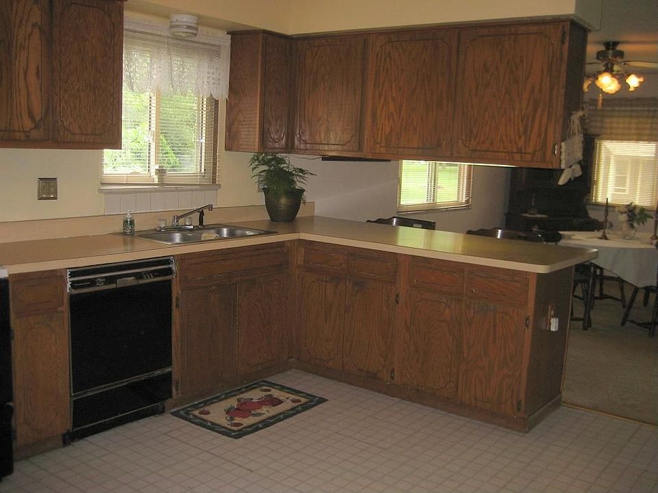 1st image of 650 Lytton Ct