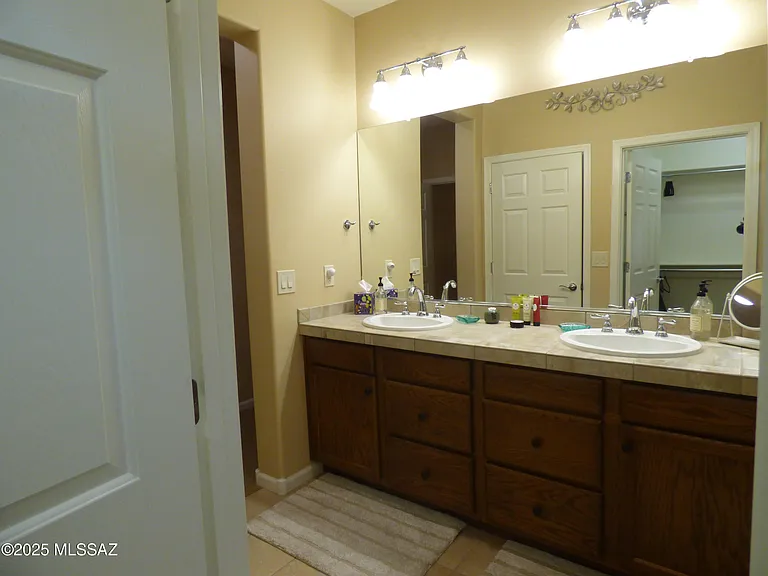 61217 E Arbor Basin Rd — Photo 22