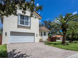 1401 Dewey St, Hollywood, FL 33020