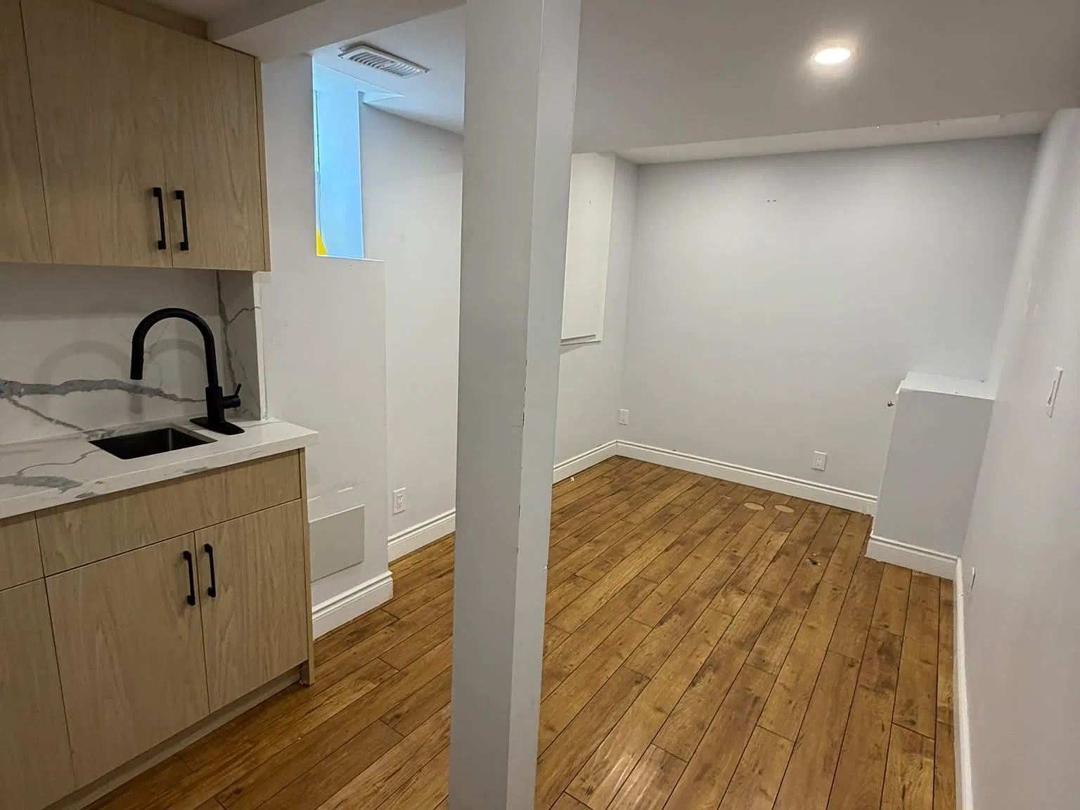 33 Andretti Cres — Photo 3