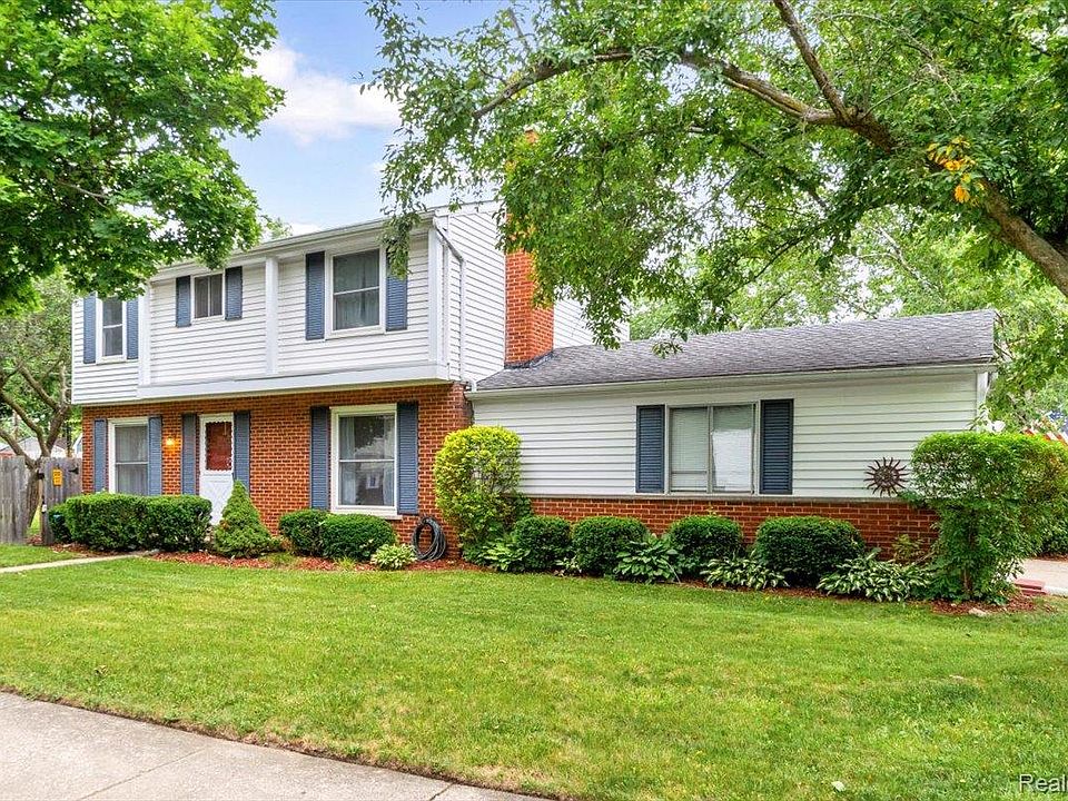 1st image of 665 Langley Blvd