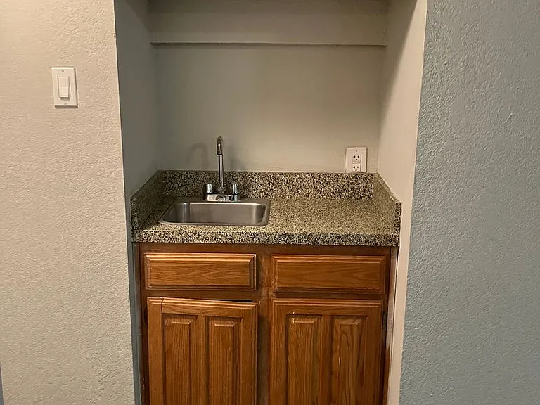 Ridgmar Townhomes 168 LLC — Photo 22
