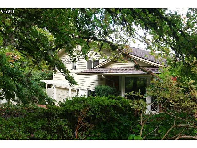 3235 Chambers St photo 1