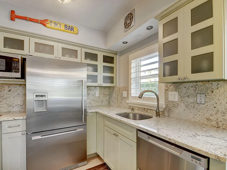 6520 N Ocean Blvd #3 — Photo 8