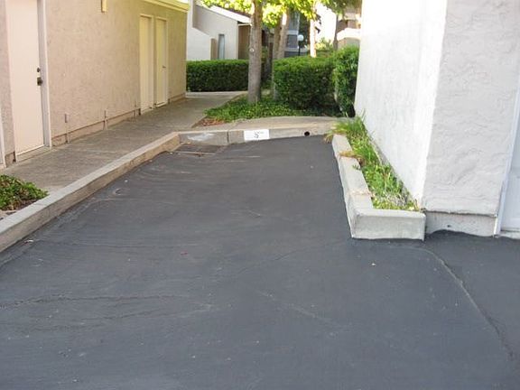5th image of 633 Palomino Dr