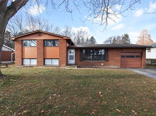 74 Dorian Ln, Rochester, NY 14626