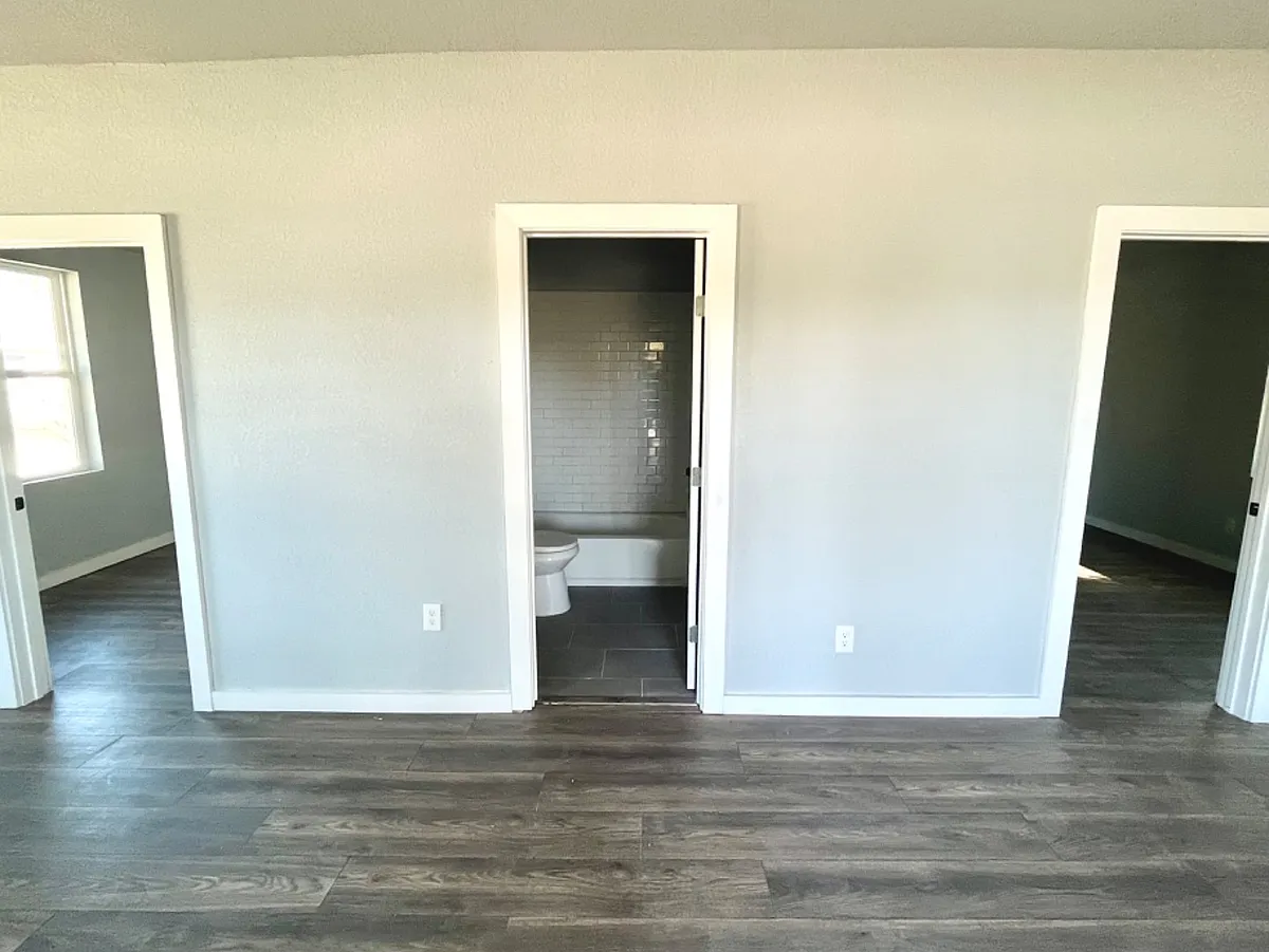 Unit Photo - 2706 Observation Dr #2-1