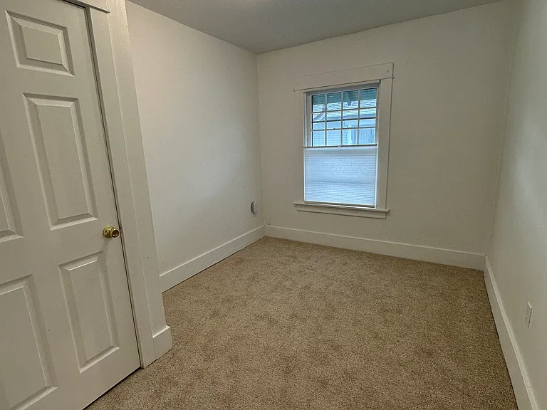 1335 SE Linn St #B — Photo 7