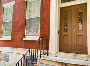 904 Pine St APT 4, Philadelphia, PA 19107