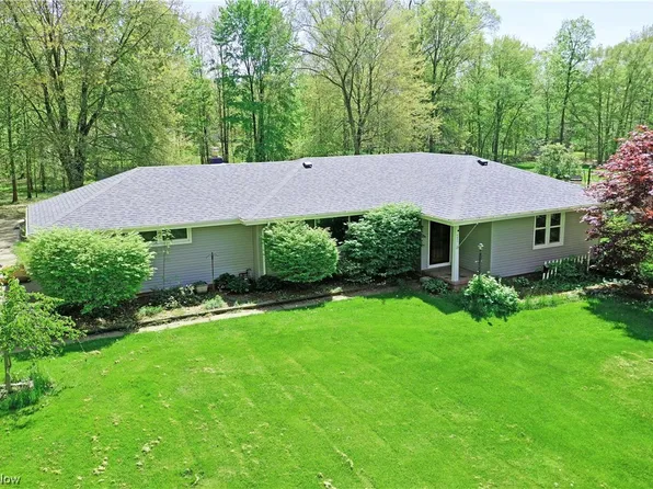 6651 Abbott St, Youngstown, OH 44515