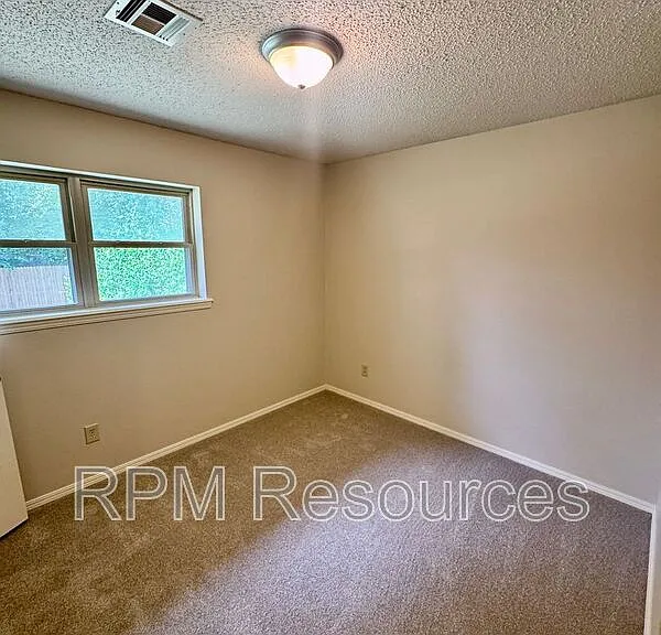 405 Meadow Lake Dr — Photo 19