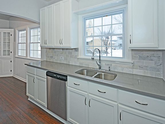 3rd image of 14026 Lakewood Heights Blvd
