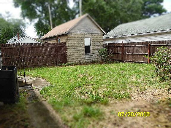 3rd image of 318 E Greene St
