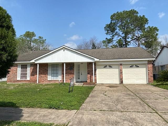 1st image of 11610 Pine Knoll Dr