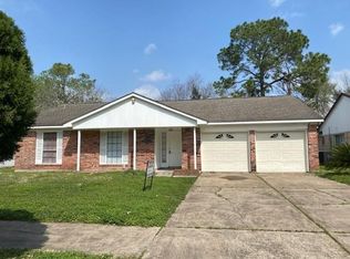 11610 Pine Knoll Dr, Houston, TX 77099