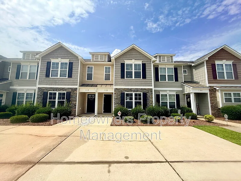138 Collinwood Dr