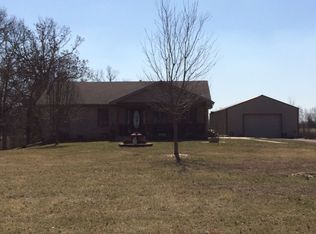 7977 Miles Station Rd, Bunker Hill, IL 62014