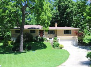 5597 Silverpoint Dr, Cincinnati, OH 45247