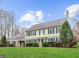 1050 Cedrus Ln, Mc Lean, VA 22102