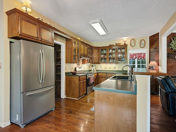17th image of this home