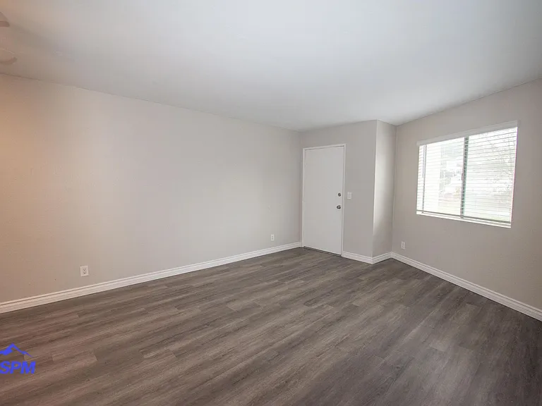 5020 Wightman St — Photo 7