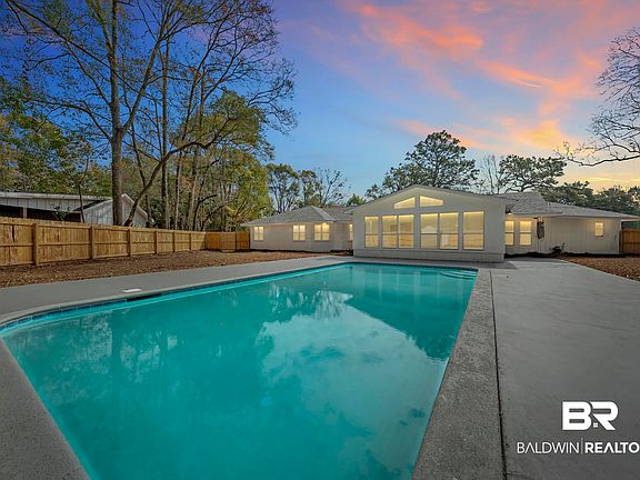 2nd image of 1409 Altair Ln