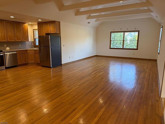 2nd image of 35 Seminary Ave #3