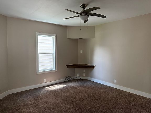 2nd image of 528 S Harlem Ave