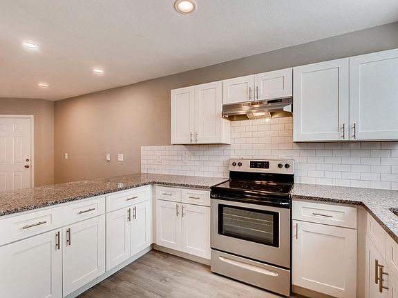 2nd image of 5411-5421 Alcott St #5419