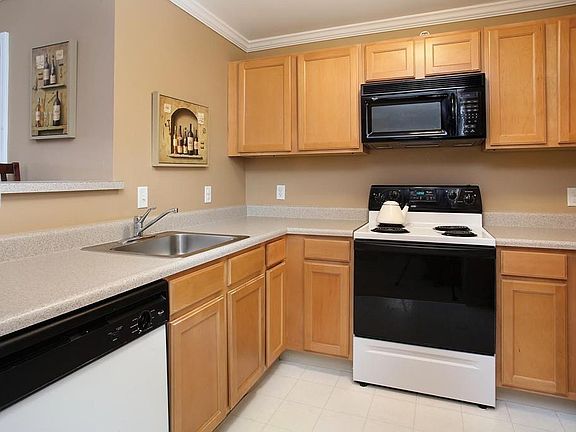 2nd image of 211 Central St APT A312