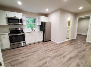 154 Laurel Rd FLOOR 2, East Northport, NY 11731